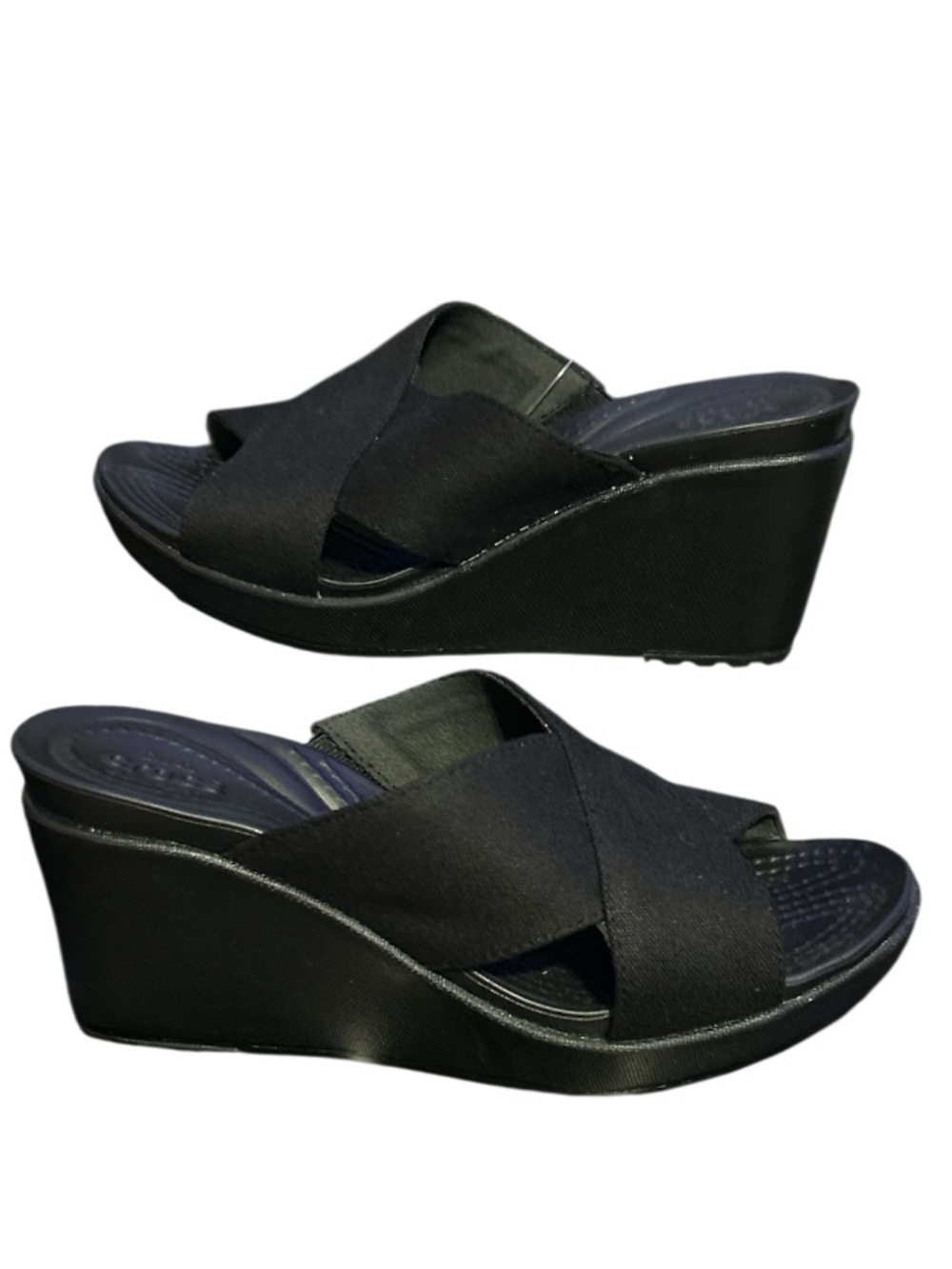 Crocs Women's Leigh II Cross-Strap Wedge Sandals Size 7 NWT Black